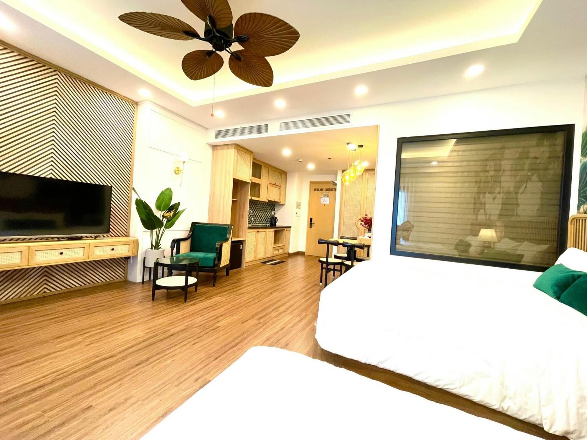 Tony Apartment -Flc Sea Tower Quy Nhon Exteriör bild